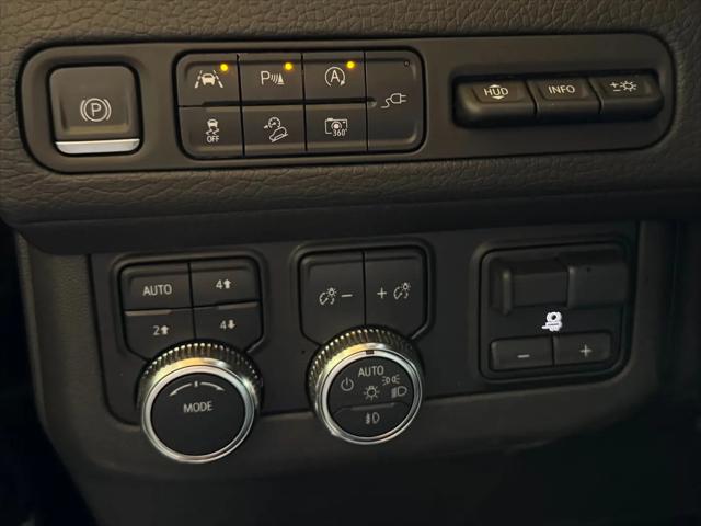 2022 GMC Yukon 4WD Denali