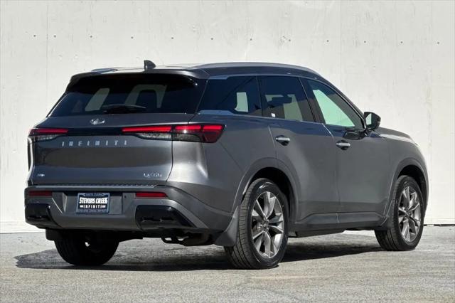 2023 INFINITI QX60 LUXE AWD