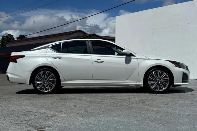 2026 Nissan Altima SV FWD