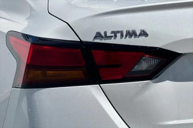 2026 Nissan Altima SV FWD