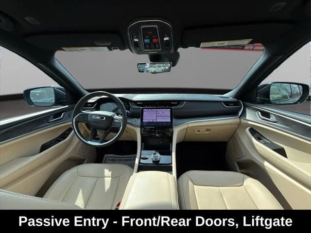 2025 Jeep Grand Cherokee L Limited 4x4