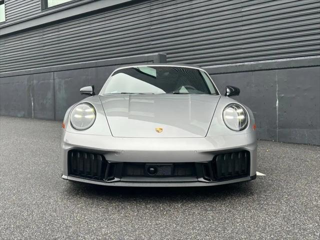 2026 Porsche 911 Carrera 4 GTS Cabriolet
