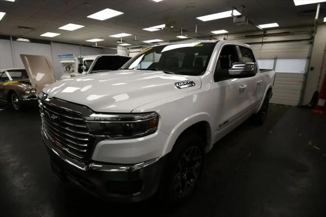 2026 Ram 1500 Laramie Crew Cab 4x4 5'7" Box