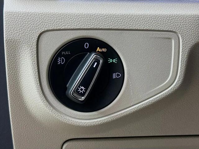 2018 Volkswagen Atlas 3.6L V6 SEL Premium