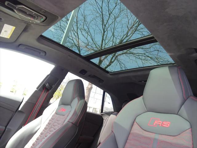2026 Audi RS Q8 performance quattro tiptronic
