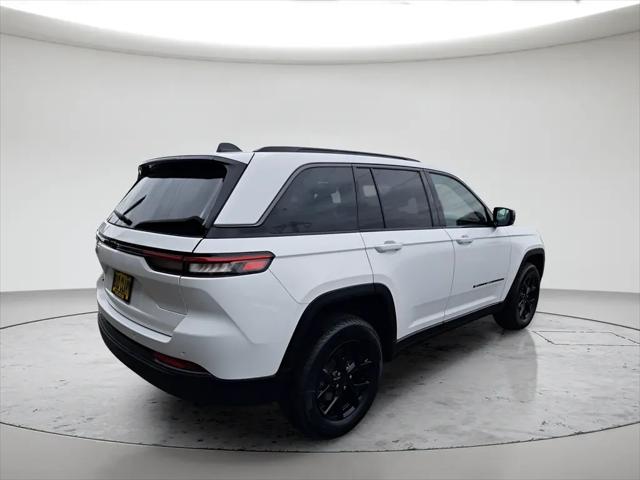 2026 Jeep Grand Cherokee Altitude 4x4