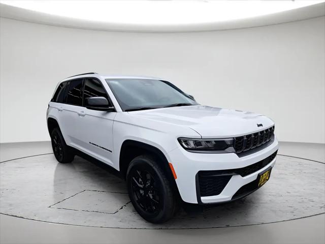 2026 Jeep Grand Cherokee Altitude 4x4