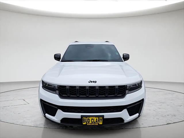 2026 Jeep Grand Cherokee Altitude 4x4