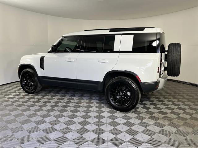 2025 Land Rover Defender 110 P300