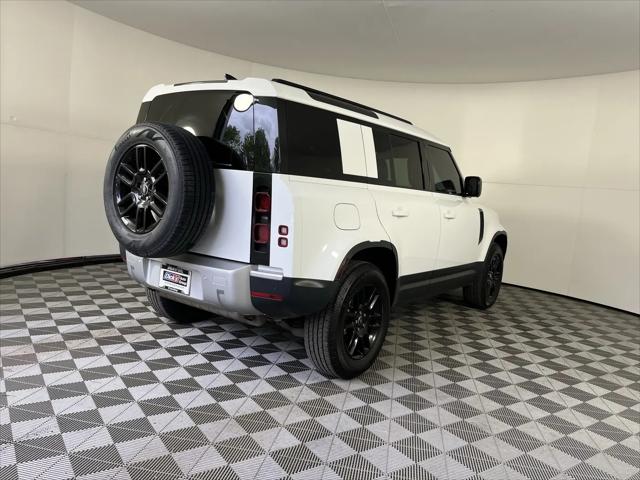 2025 Land Rover Defender 110 P300