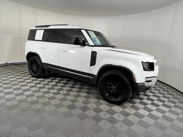 2025 Land Rover Defender 110 P300