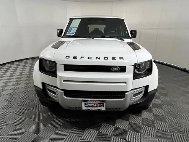 2025 Land Rover Defender 110 P300