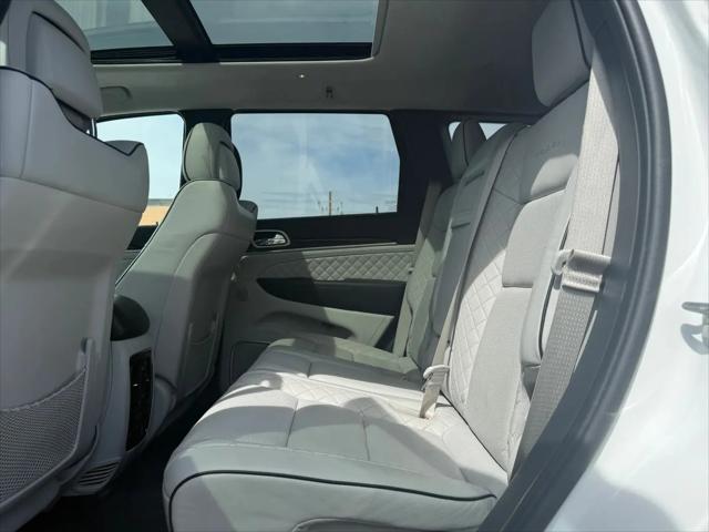 2020 Jeep Grand Cherokee Summit