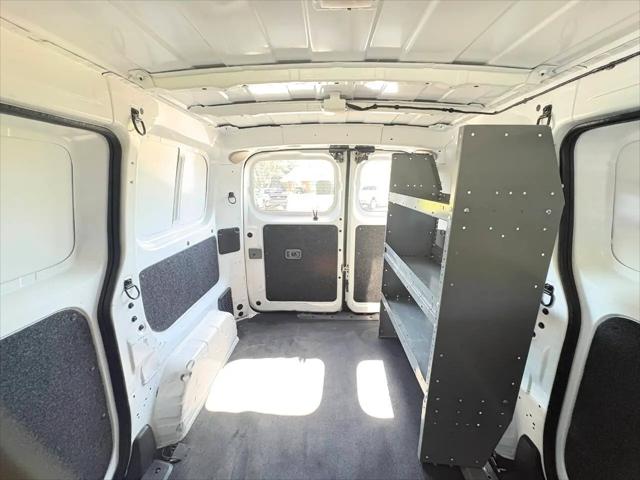 2021 Nissan NV200 Compact Cargo SV Xtronic CVT