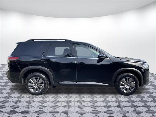 2025 Nissan Pathfinder SV 4WD