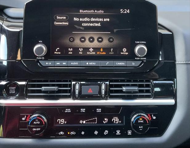 2025 Nissan Pathfinder SV 4WD