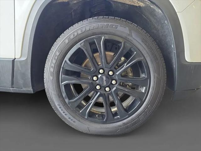 2023 GMC Acadia AWD SLE