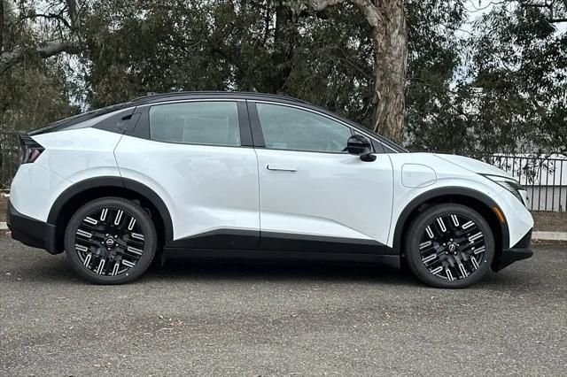 2026 Nissan LEAF PLATINUM+