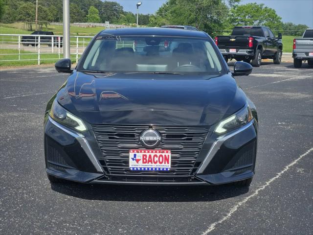 2023 Nissan Altima SL FWD