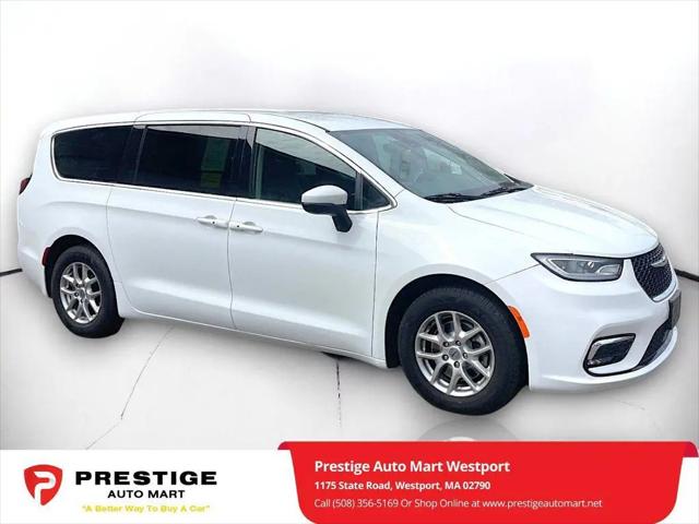 2023 Chrysler Pacifica Touring L for sale in Westport, MA