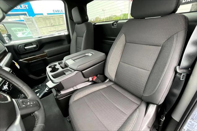 2026 GMC Sierra 2500HD Regular Cab, Long Bed, SLE, 4WD
