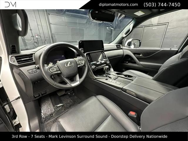 2024 Lexus LX Premium