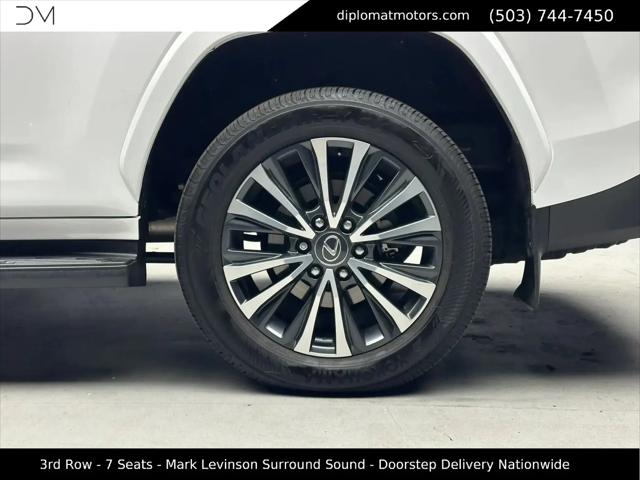 2024 Lexus LX Premium