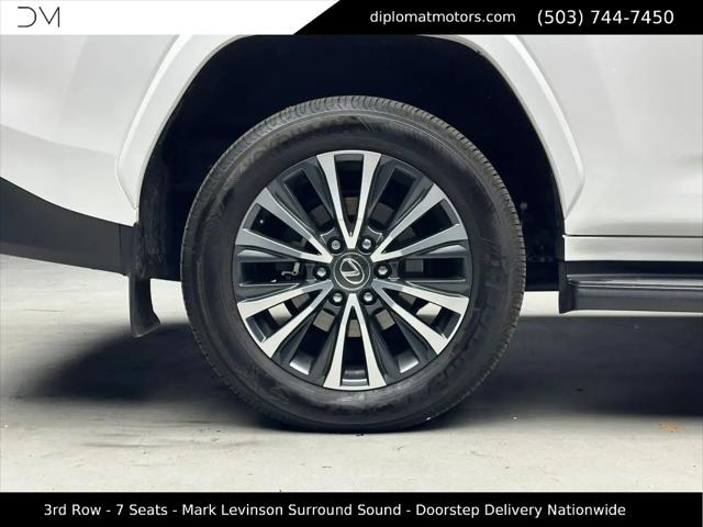 2024 Lexus LX Premium