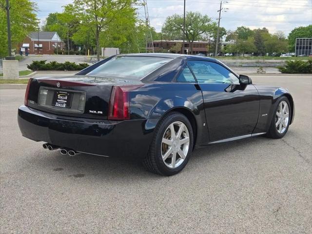 2007 Cadillac XLR Standard