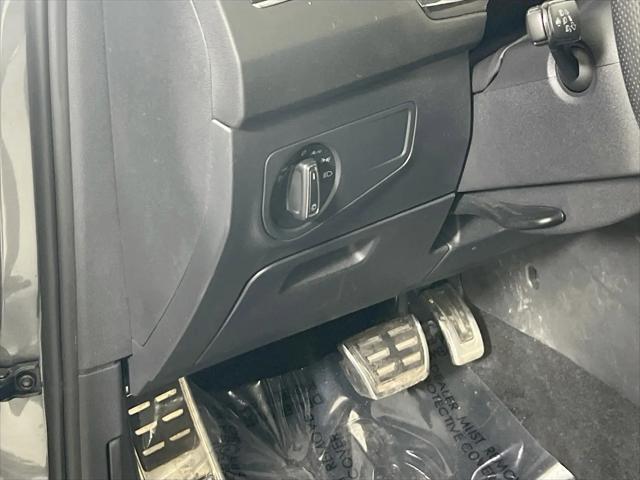 2022 Volkswagen Tiguan 2.0T SEL R-Line