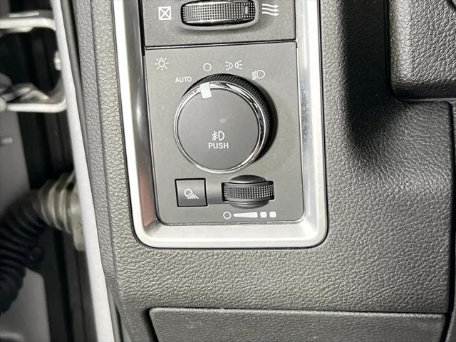 2022 Ram 1500 Classic Warlock Quad Cab 4x4 6'4" Box