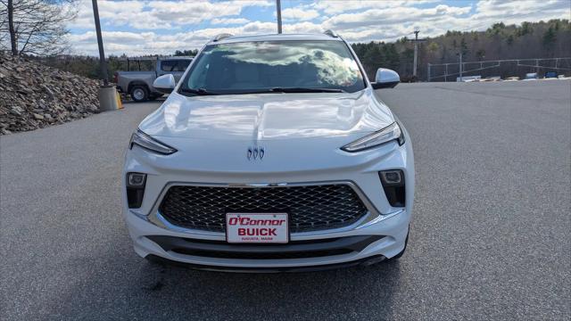 2025 Buick Encore GX Avenir AWD