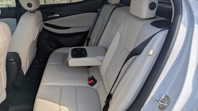 2025 Buick Encore GX Avenir AWD