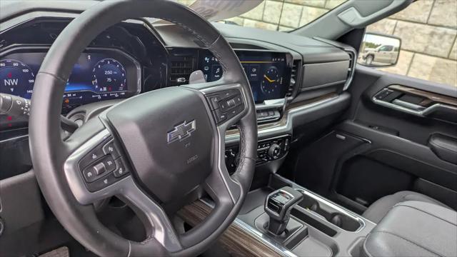 2024 Chevrolet Silverado 1500 4WD Crew Cab Short Bed RST