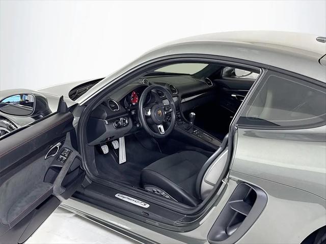 2024 Porsche 718 Cayman GTS 4.0