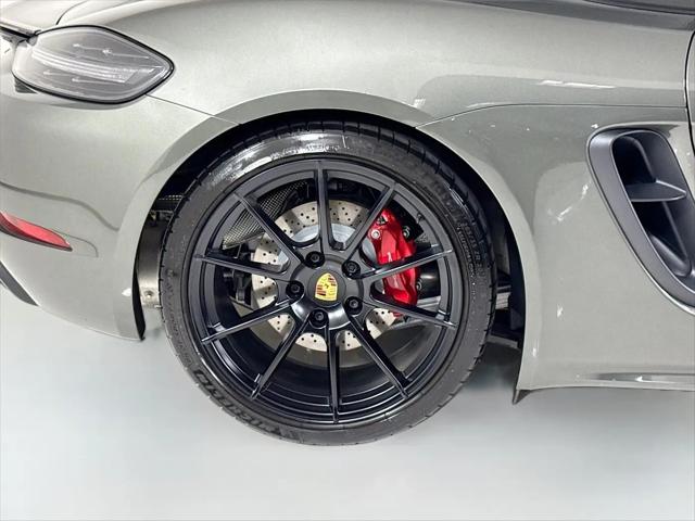 2024 Porsche 718 Cayman GTS 4.0