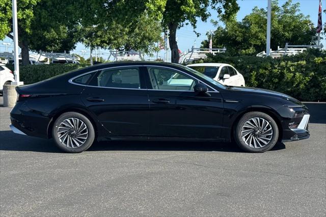 2026 Hyundai Sonata Hybrid Limited