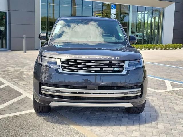 2026 Land Rover Range Rover P400 SE 7 Seat