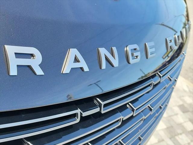 2026 Land Rover Range Rover P400 SE 7 Seat