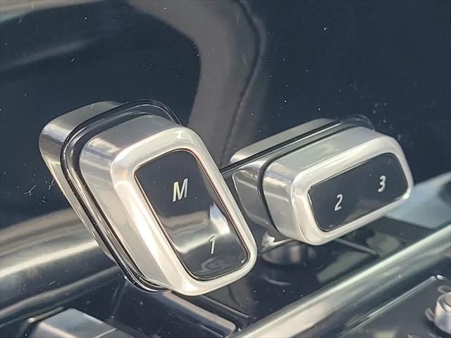 2026 Land Rover Range Rover P400 SE 7 Seat