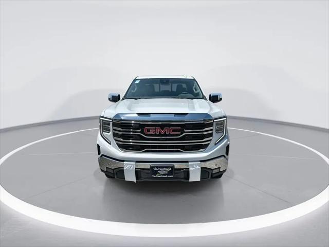2026 GMC Sierra 1500 Crew Cab, Short Bed, SLT, 4WD