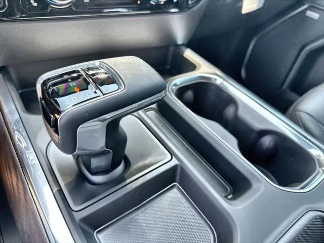2026 GMC Sierra 1500 Crew Cab, Short Bed, SLT, 4WD
