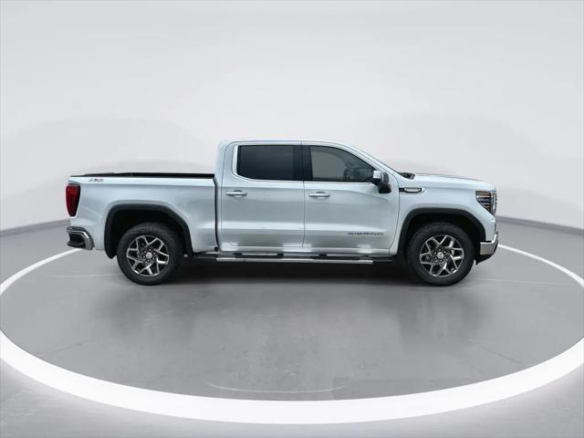 2026 GMC Sierra 1500 Crew Cab, Short Bed, SLT, 4WD