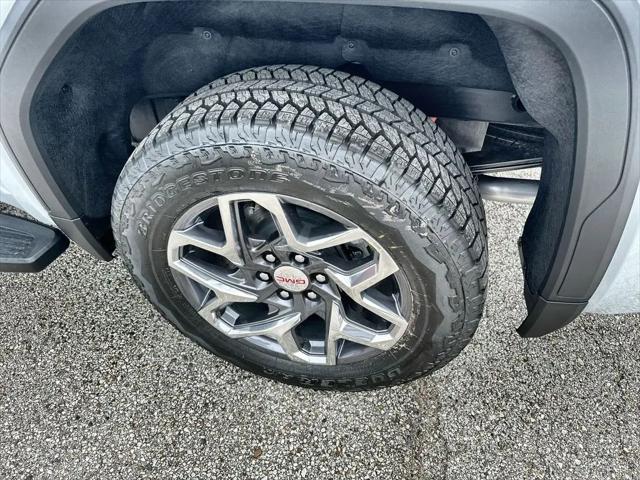 2026 GMC Sierra 1500 Crew Cab, Short Bed, SLT, 4WD