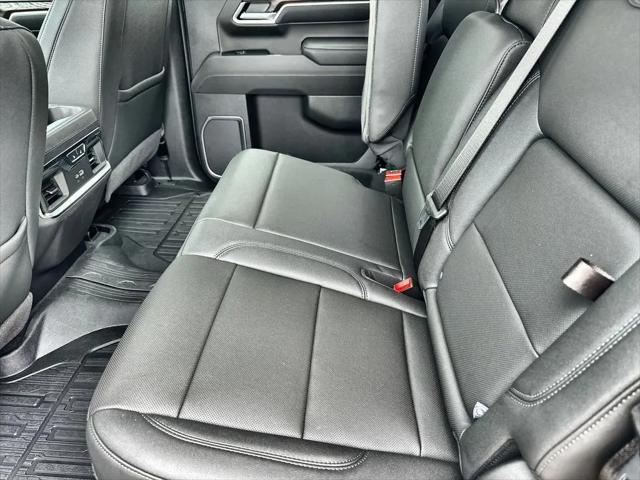 2026 GMC Sierra 1500 Crew Cab, Short Bed, SLT, 4WD