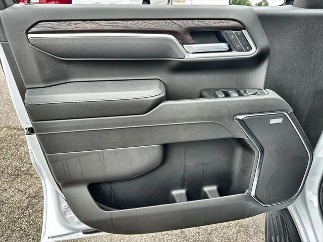 2026 GMC Sierra 1500 Crew Cab, Short Bed, SLT, 4WD
