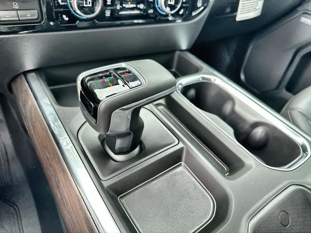 2026 GMC Sierra 1500 Crew Cab, Short Bed, SLT, 4WD