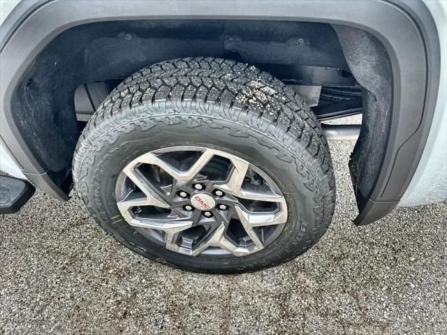 2026 GMC Sierra 1500 Crew Cab, Short Bed, SLT, 4WD