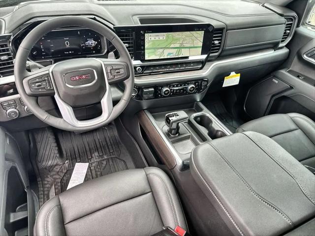 2026 GMC Sierra 1500 Crew Cab, Short Bed, SLT, 4WD