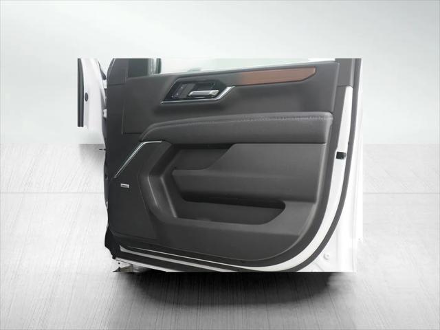 2025 GMC Yukon 4WD Denali